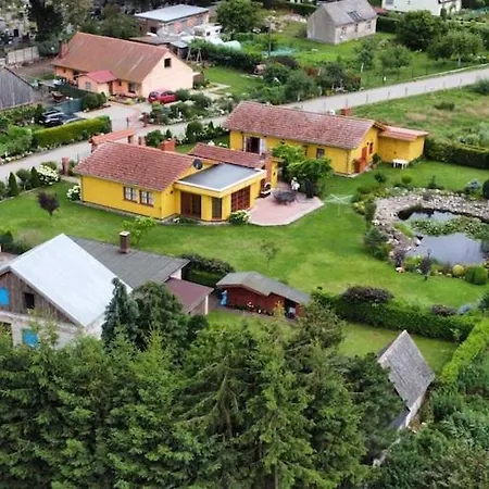 House In With Sauna And Jacuzzi Semesterbostad Stepnica