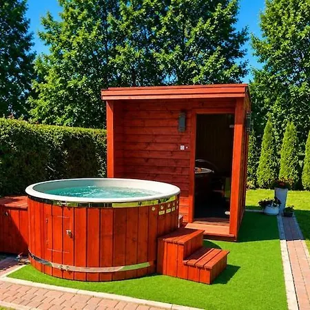 Semesterbostad House In With Sauna And Jacuzzi Stepnica